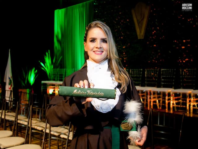 Médica-veterinária Eliete Oliveira Fernandes, da Clínica Veterinária Colosso